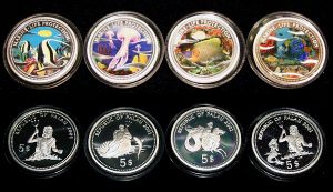 Lot von 4 Palau Farbmünzen 5 Dollars Silber 2001 - Set of 4 Palau Color Coins 5$ Silver - Marine Life Protection
