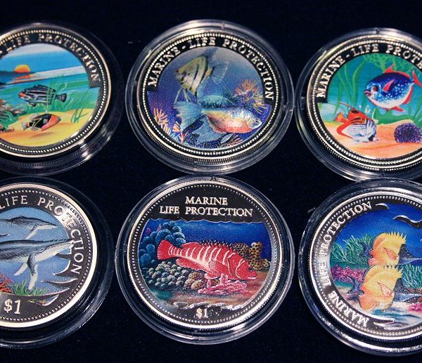 Set of 6 Color Coins Marine Life Protection - Lot von 6 Farbmünzen, Somali, Liberia, Namibia, Cook & Solomon Islands